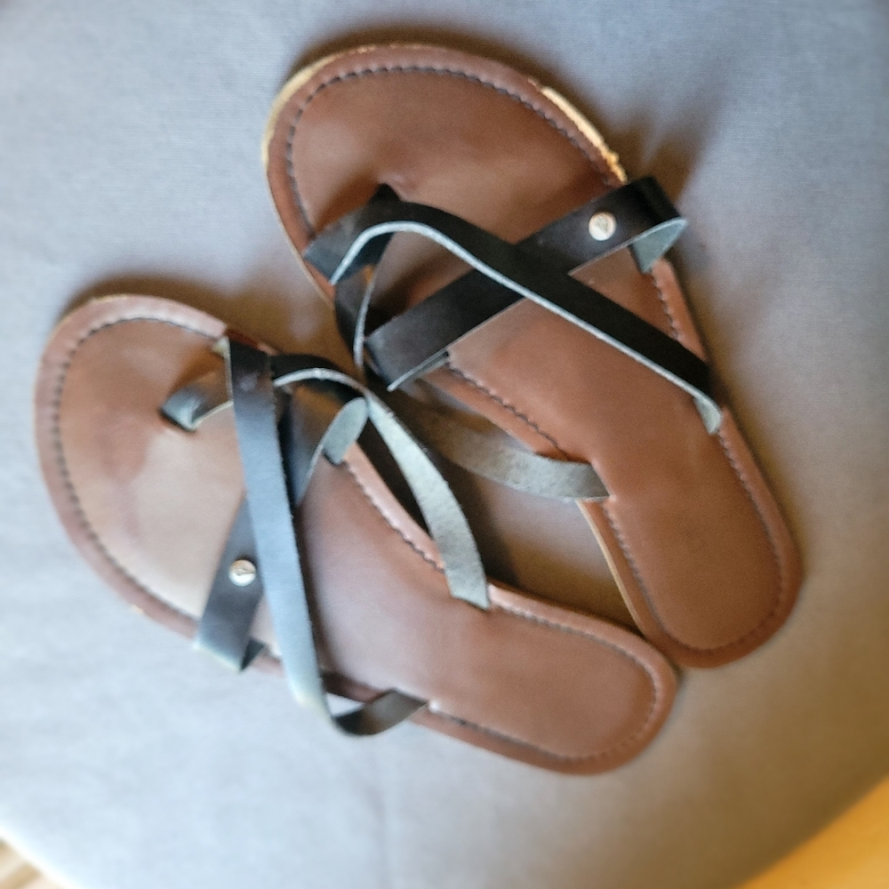 Volcom sandal - Picture 2 of 3